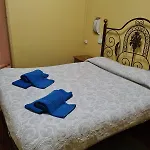 Pensao Residencial Flor Dos Cavaleiros בית הארחה ליסבון