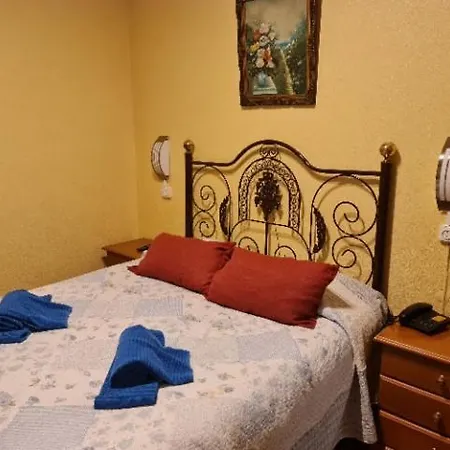 Pensao Residencial Flor Dos Cavaleiros 2* Lisboa