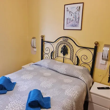 Πανσιόν Pensao Residencial Flor Dos Cavaleiros