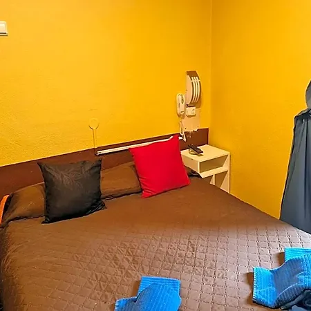Pensao Residencial Flor Dos Cavaleiros 게스트하우스
