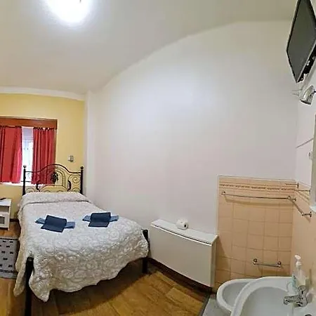 게스트하우스 Pensao Residencial Flor Dos Cavaleiros 리스본