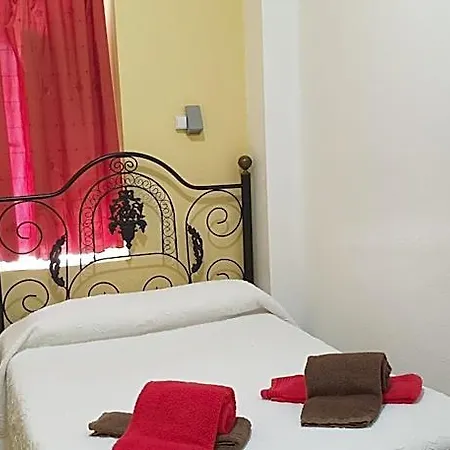 Affittacamere Pensao Residencial Flor Dos Cavaleiros