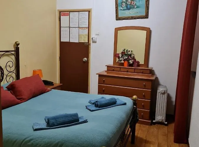 Gasthuis Pensao Residencial Flor Dos Cavaleiros Lissabon