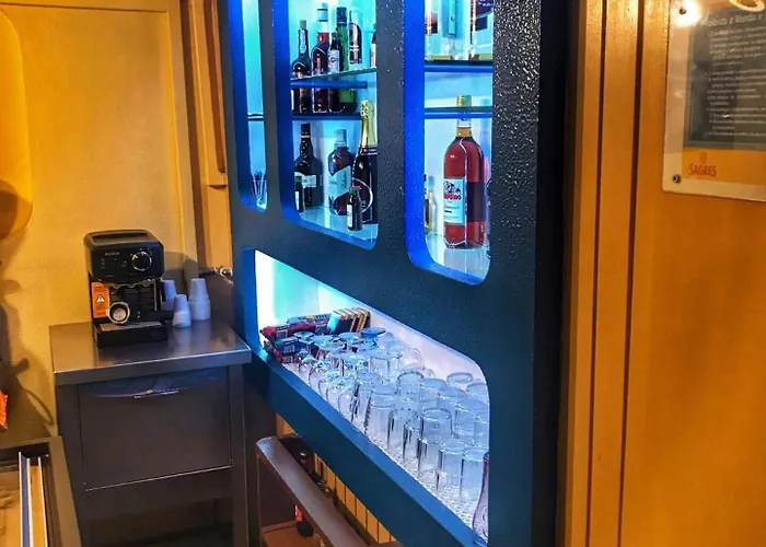 Gasthuis Pensao Residencial Flor Dos Cavaleiros 2*