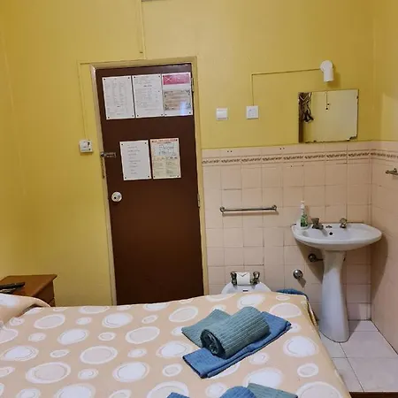 Pensao Residencial Flor Dos Cavaleiros Pensionat