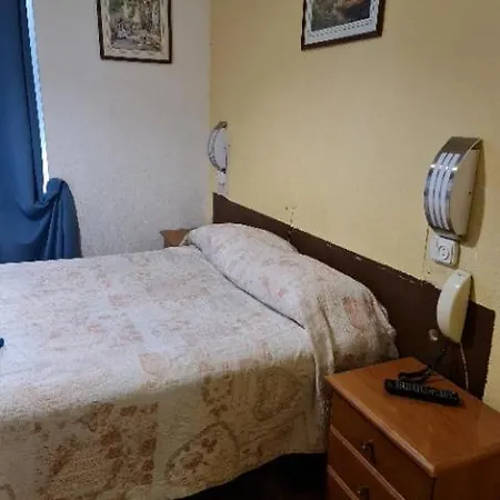 Pensionat Pensao Residencial Flor Dos Cavaleiros