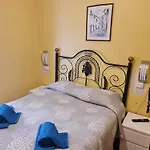 Gasthof Pensao Residencial Flor Dos Cavaleiros
