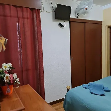 Pensao Residencial Flor Dos Cavaleiros 2* Lisboa