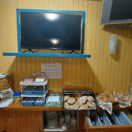 Pensao Residencial Flor Dos Cavaleiros 2*